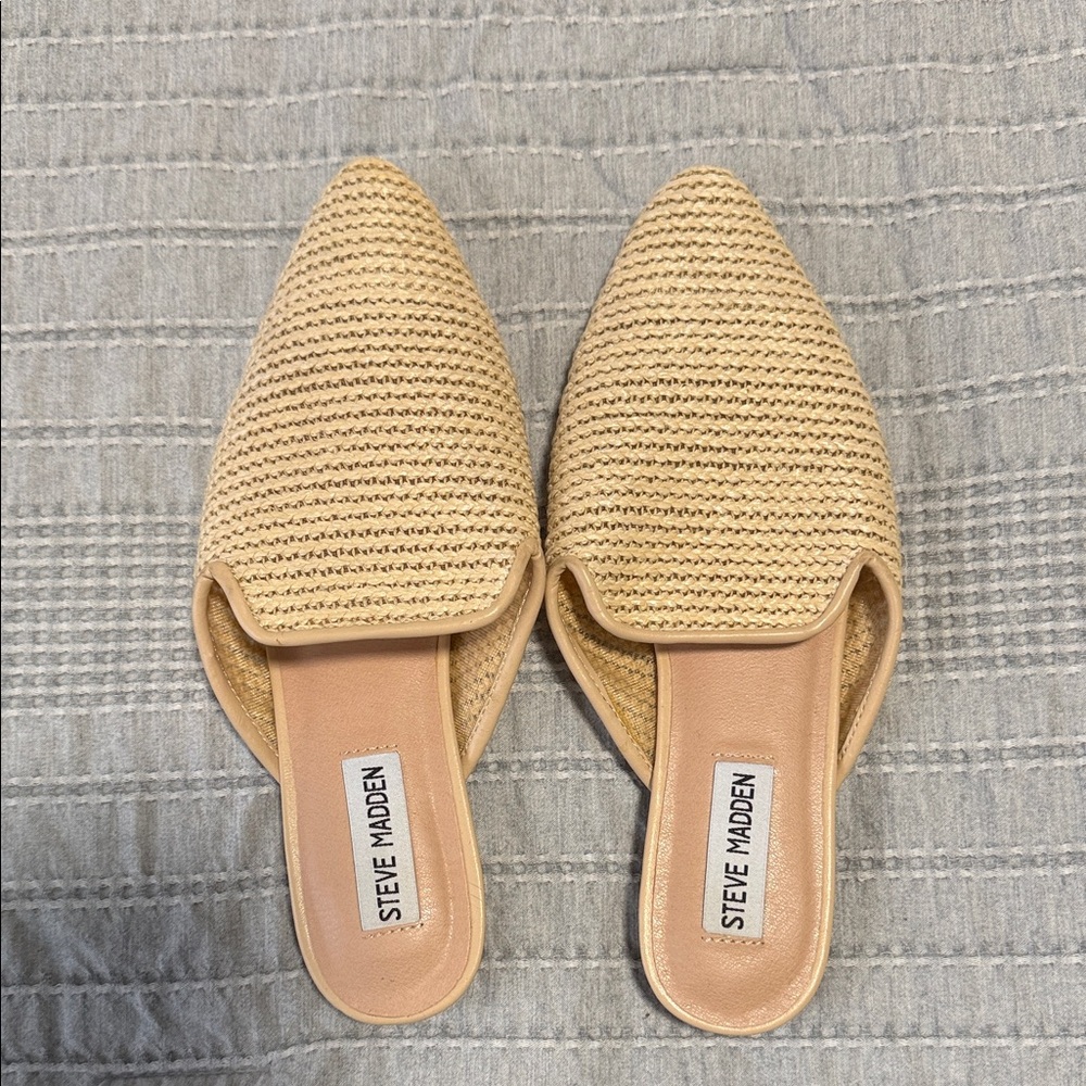 Steve Madden Women's Tan Woven Mules